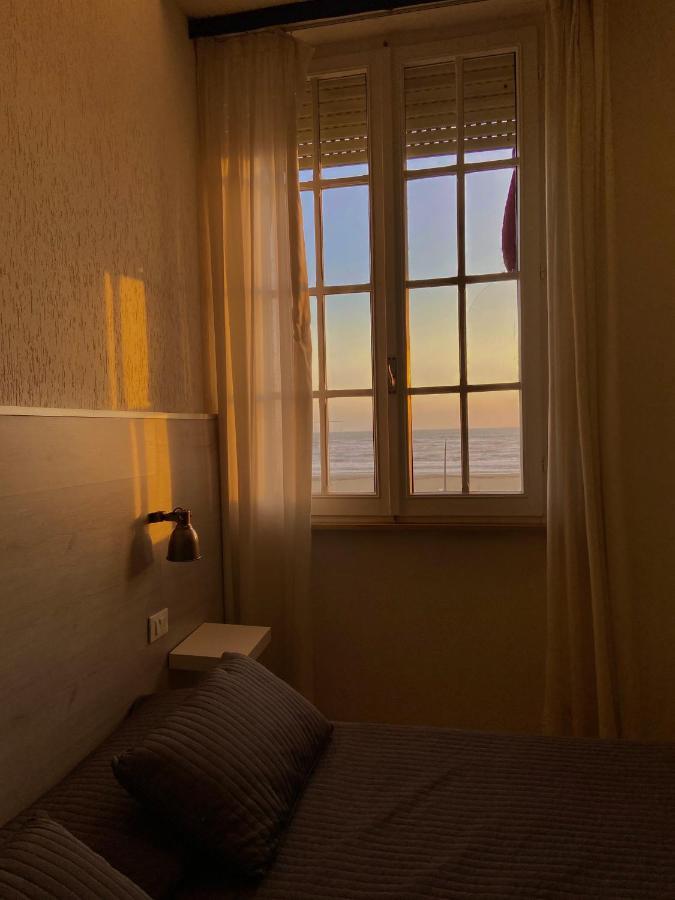 Alba Sul Mare Hotel ลิโด ดิ กามาโยเร ภายนอก รูปภาพ