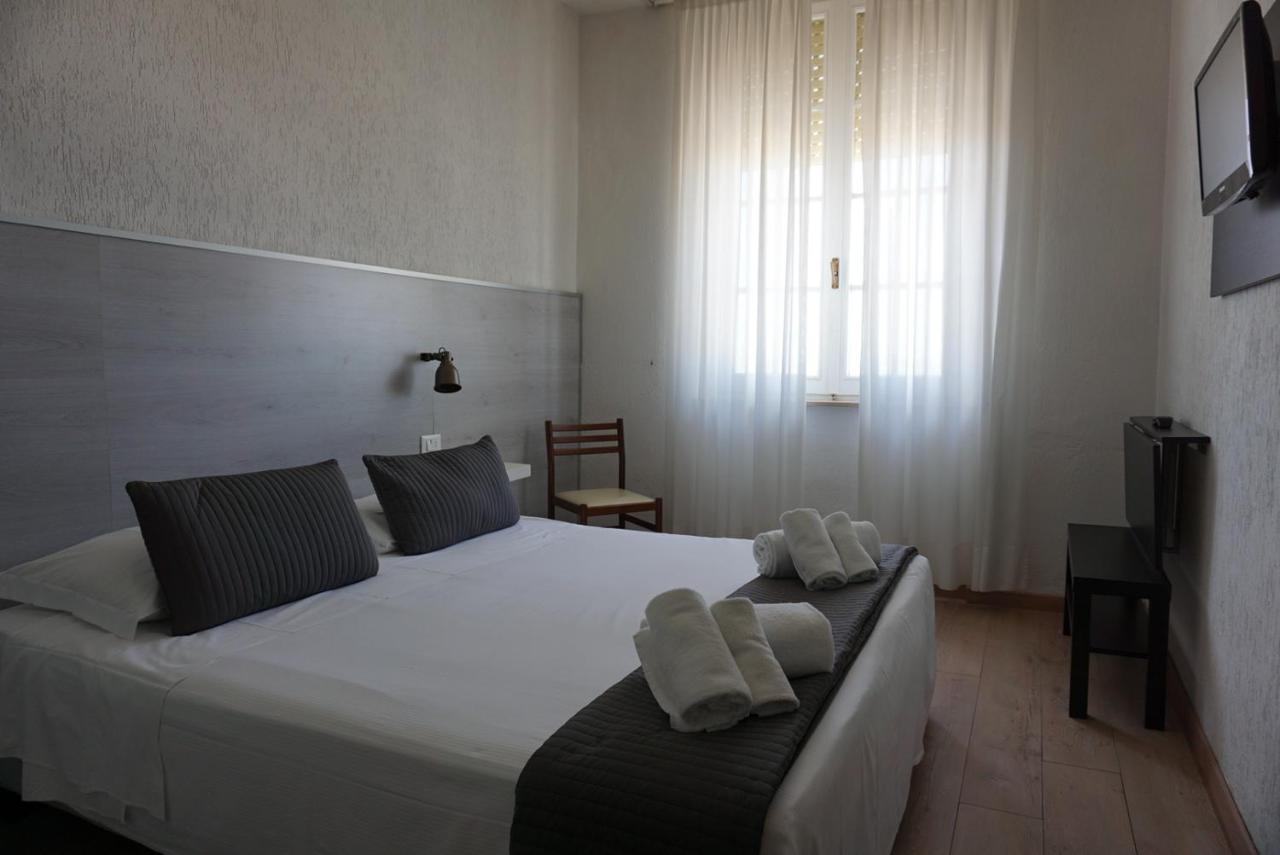 Alba Sul Mare Hotel ลิโด ดิ กามาโยเร ภายนอก รูปภาพ