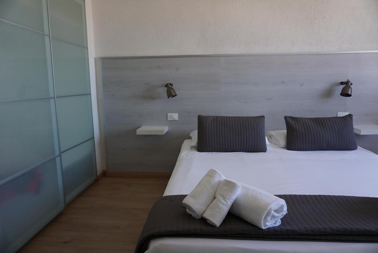 Alba Sul Mare Hotel ลิโด ดิ กามาโยเร ภายนอก รูปภาพ