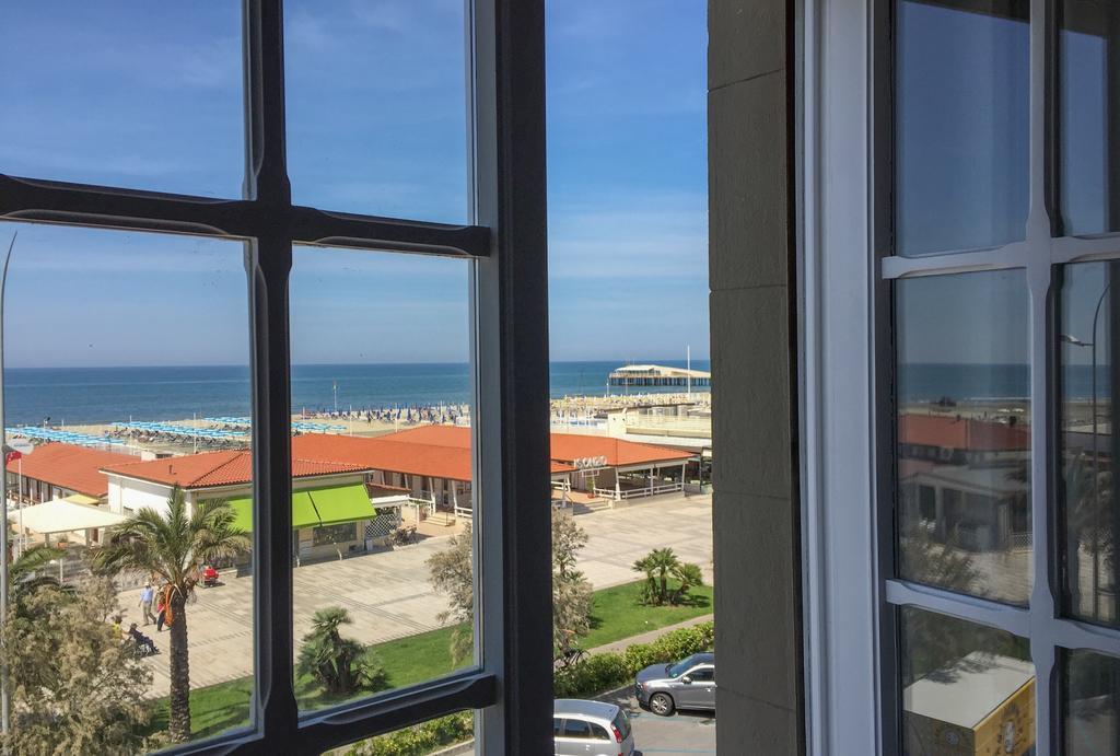 Alba Sul Mare Hotel ลิโด ดิ กามาโยเร ภายนอก รูปภาพ