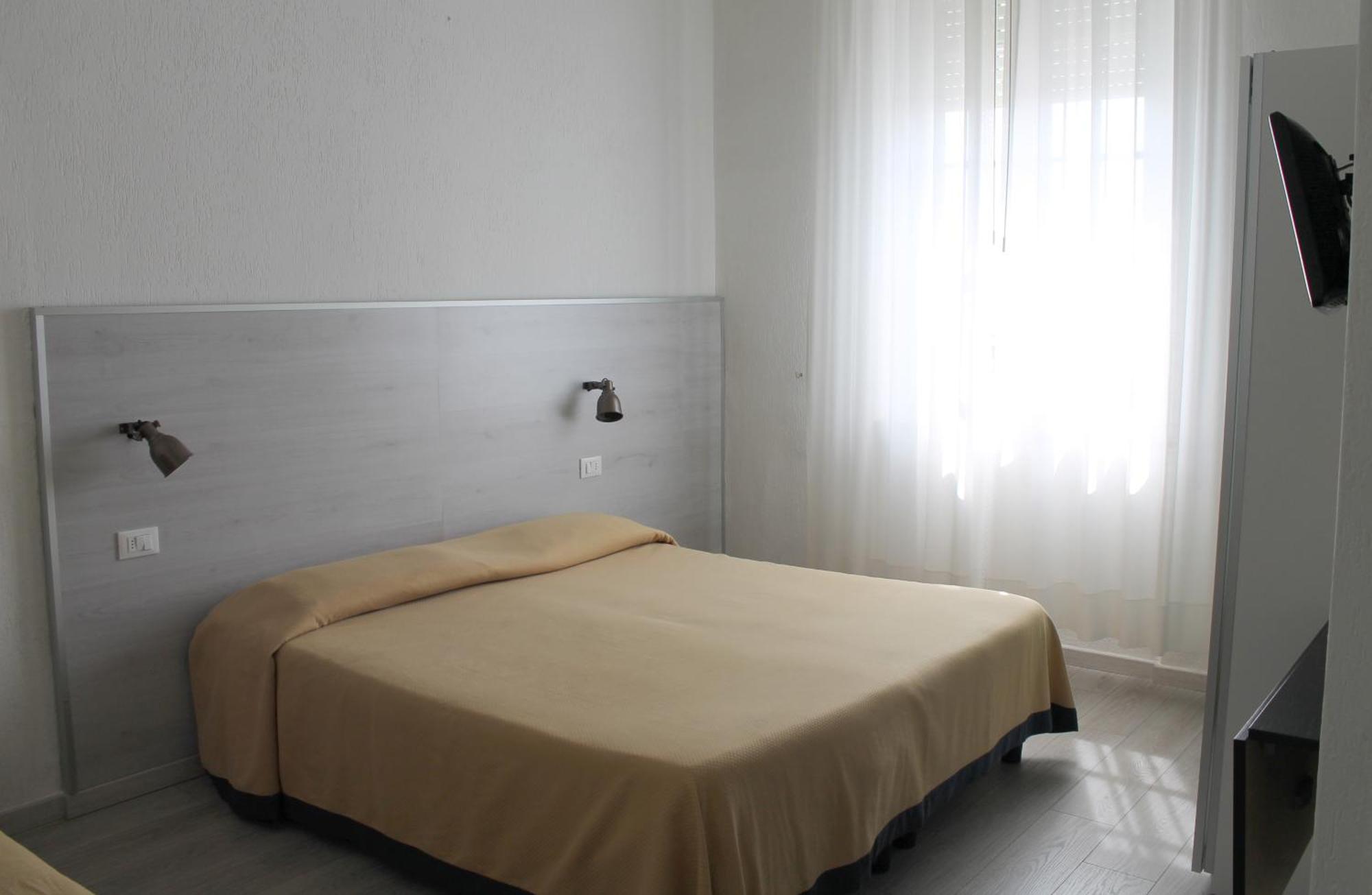 Alba Sul Mare Hotel ลิโด ดิ กามาโยเร ห้อง รูปภาพ